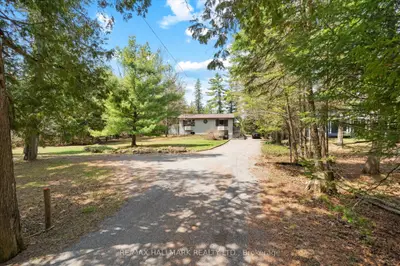 25 Little Silver Lake Way, Trent Lakes, On K0m 1a0