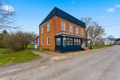 16 Store Street, Prince Edward County, On K0k 1t0
