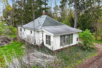 313 John Street, Norfolk, On N3y 2z1