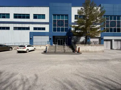 900 Morrison Drive, Parkway Park - Queensway Terrace S And Area, On K2h 8k7
