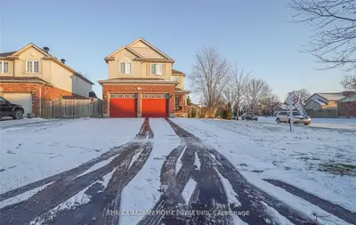 2089 Meadowgate Blvd Boulevard, London South, On N6m 1l5