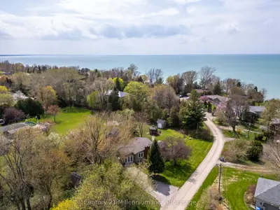 72234 Lakeshore Drive, Bluewater, On N0m 1n0