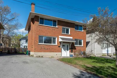 896 Pinewood Crescent 1, Britannia Heights - Queensway Terrace N And Area, On K2b 5y4