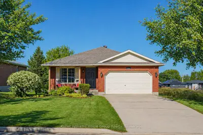 423 King Street E, Wellington North, On N0g 2l2