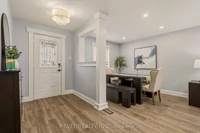 14 Mars Avenue, Hamilton, On L8l 3v8