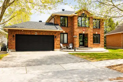 82 Beechfern Drive, Stittsville - Munster - Richmond, On K2s 1e3