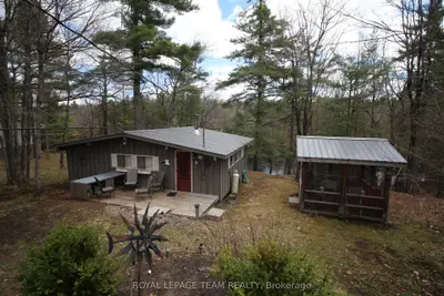 315 Silvery Lane, Tay Valley, On K0h 2b0