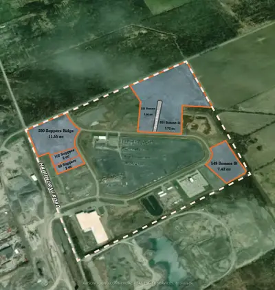 3748 Rideau Road E, Leitrim, On K1p 1a4