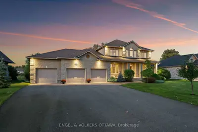 6808 Suncrest Drive, Greely - Metcalfe - Osgoode - Vernon And Area, On K4p 0b2