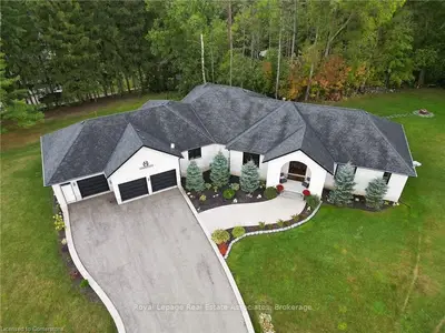 325 Mclean School Road 8, Brant, On N0e 1n0