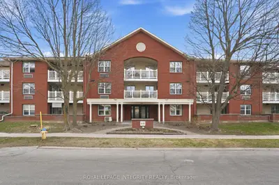 1099 Cadboro Road 315, Cyrville - Carson Grove - Pineview, On K1j 9k4