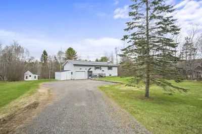 1040 Windermere Road, Muskoka Lakes, On P0b 1m0