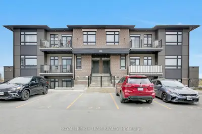 320 Tulum Crescent F, Kanata, On K2s 0w1