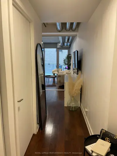 340 Mcleod Street 242, Ottawa Centre, On K2p 1a4