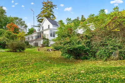 1 Pond Street, Westport, On K0g 1x0