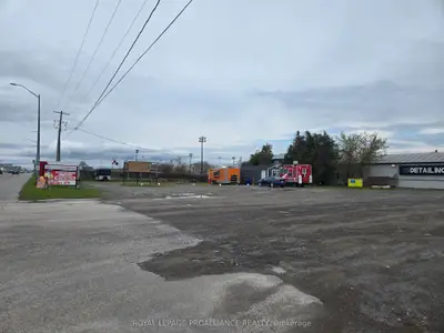 325 Dundas Street E, Quinte West, On K8v 5w5