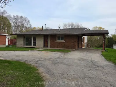 456 Queen Street W, Wellington North, On N0g 2l3
