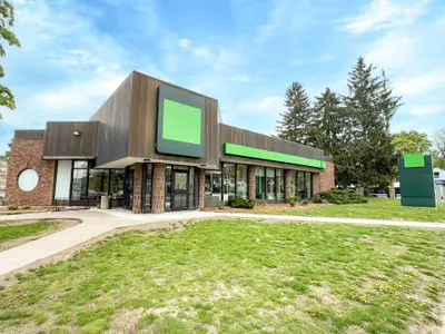 215 Oxford Street W, London North, On N6h 1s5