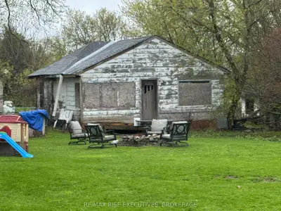 Lt 32 Adelaide Street, Front Of Leeds & Seeleys Bay, On K0h 2n0