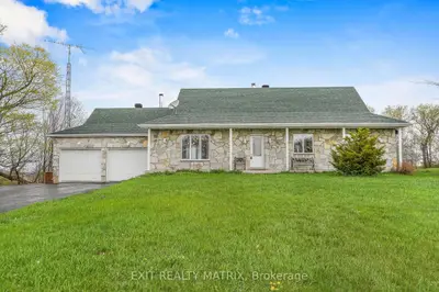 7930 Arthur Lavigne Street, East Hawkesbury, On K0b 1m0