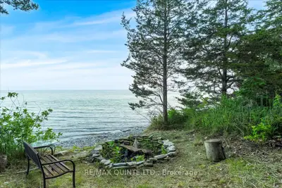 102 Dorenberg Lane, Prince Edward County, On K0k 2t0