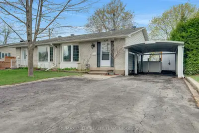 2210 Bickerton Avenue, Beacon Hill North - South And Area, On K1j 6y3