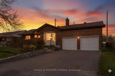 989 Connaught Avenue, Britannia Heights - Queensway Terrace N And Area, On K2b 5m7