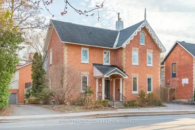 105 Crichton Street, New Edinburgh - Lindenlea, On K1m 1v8