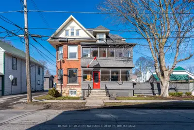 145 Charles Street N, Gananoque, On K7g 1t9