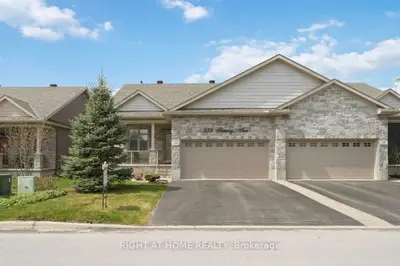 259 Shinny Avenue, Kanata, On K2v 0b9