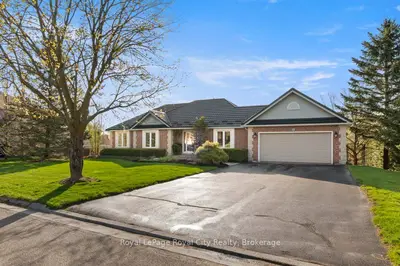 15 Manresa Court, Guelph/eramosa, On N1e 0n8