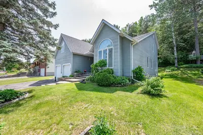 224 Thomas Street, Deep River, On K0j 1p0
