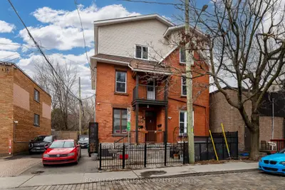 172 Cobourg Street B, Lower Town - Sandy Hill, On K1n 8h5