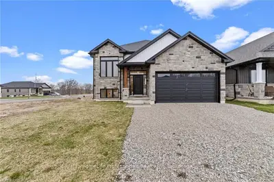 174 Pike Creek Drive, Haldimand, On N0a 1e0
