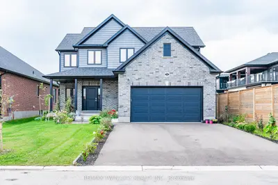 136 Village Road, Wellesley, On N0b 2t0