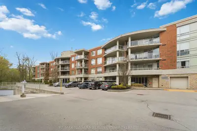 125 Wilson Street W 107, Hamilton, On L9g 0b3