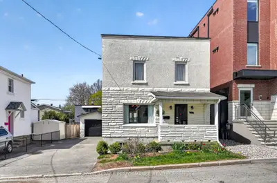 317 Shakespeare Street, Vanier And Kingsview Park, On K1l 5m1