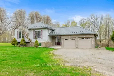 1 County Rd 5 Road, Front Of Yonge, On K0e 1b0