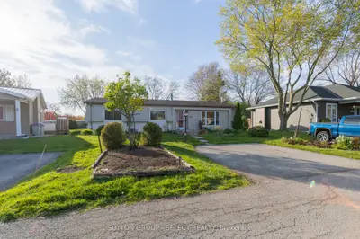 246 Southwinds Court, South Huron, On N0m 1t0