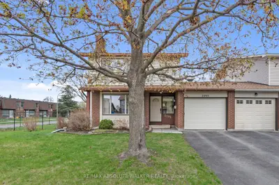 2295 Cotters Crescent, Hunt Club - Windsor Park Village And Area, On K1v 8y7