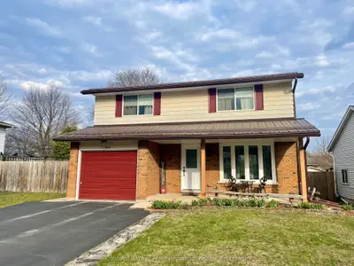 1038 Wellington Street, Saugeen Shores, On N0h 2c3