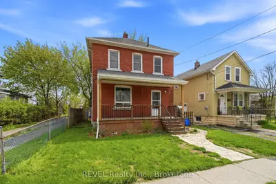 19 Victoria Street, Welland, On L3b 4l6