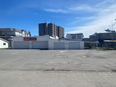 216-218 Montreal Road, Cornwall, On K6h 1b4