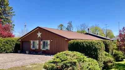 10000 Erie Street, Lambton Shores, On N0m 2l0