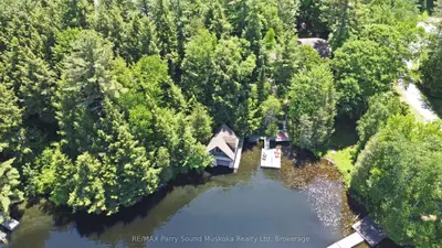 17 Tapatoo Trail, Seguin, On P2a 2w8