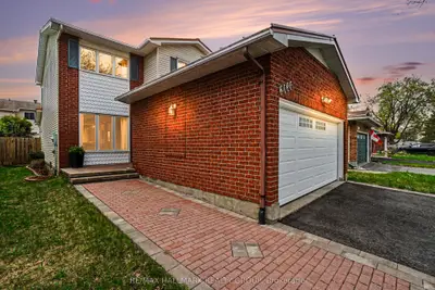2056 Wildflower Drive, Orleans - Cumberland And Area, On K1e 3r3