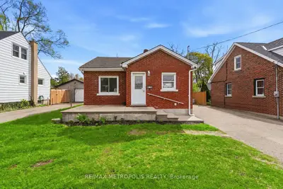 56 Charing Cross Street Main & Bsmt, Brantford, On N3r 2h3