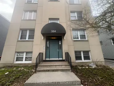 384 Blake Boulevard 3, Vanier And Kingsview Park, On K1l 6l2
