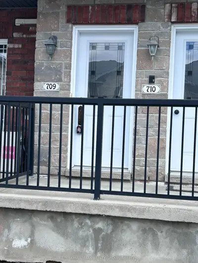 200 Eliot Street 709, Clarence-rockland, On K4k 0g4