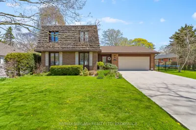 17 Walnut Street, Port Colborne, On L3k 2t7